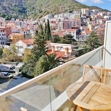 Sea Breeze Lux Apartments Budua Esterno foto