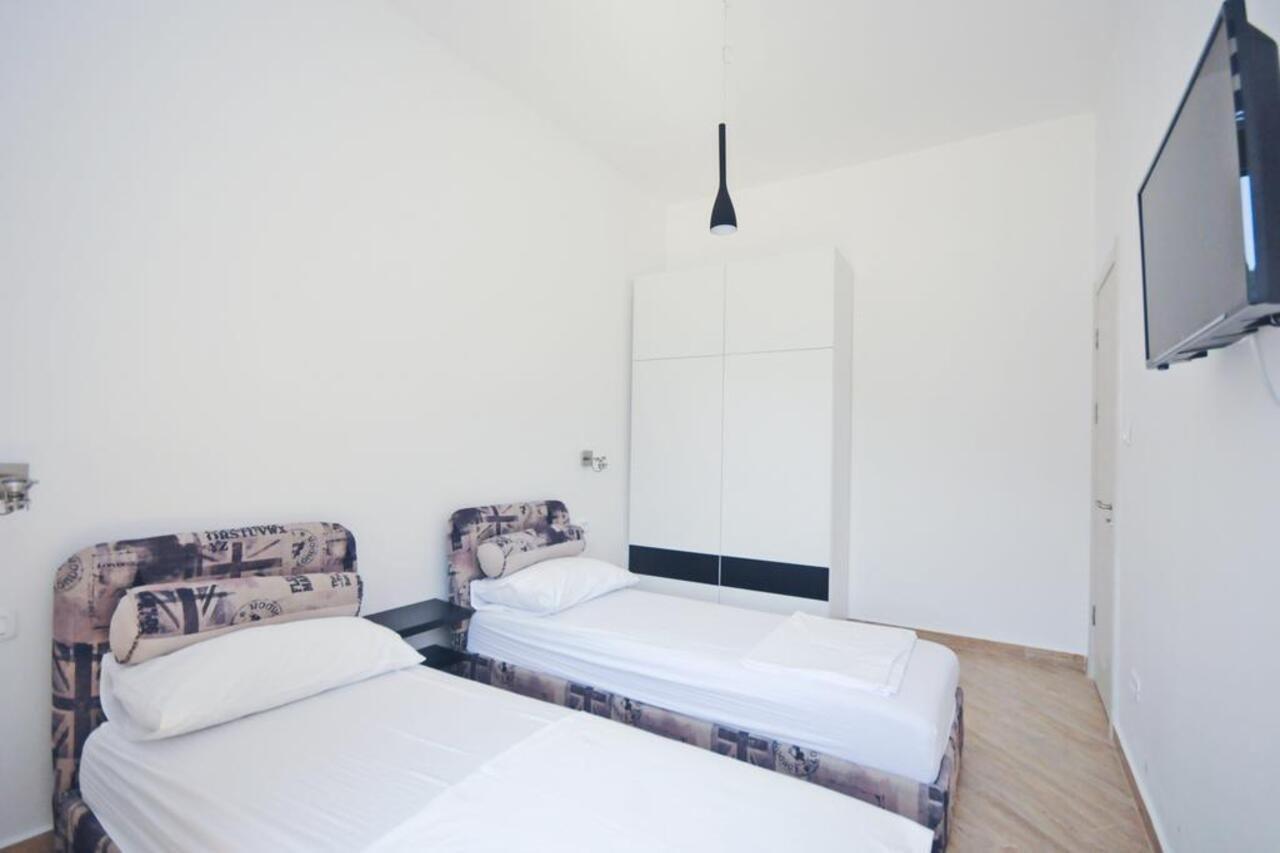 Sea Breeze Lux Apartments Budua Esterno foto