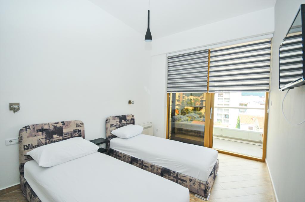 Sea Breeze Lux Apartments Budua Esterno foto
