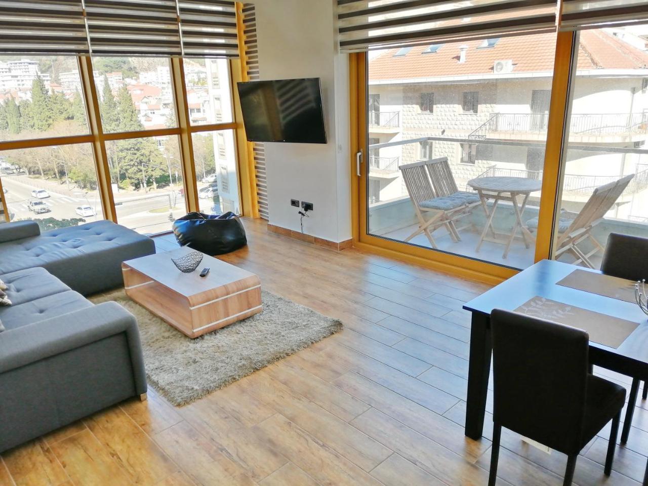 Sea Breeze Lux Apartments Budua Esterno foto